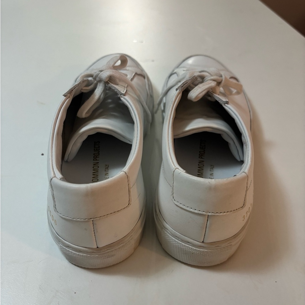 Common Projects White Leather Low-Top Sneakers with Gold Foil Detail - Picture 5 of 8